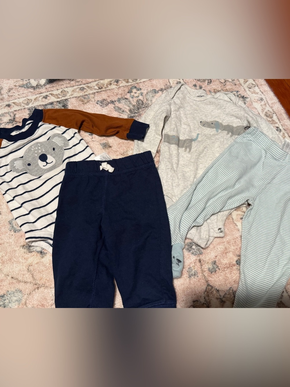 Carter's outfits
